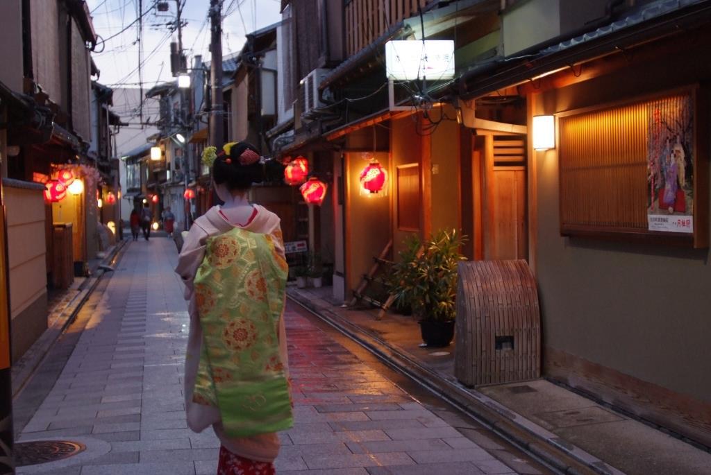 Kyoto Maiko.jpg