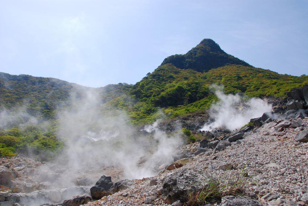 Hakone_Tour_Owakudani.jpg