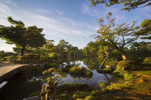 Kanazawa_Tour_Kenrokuen.jpg