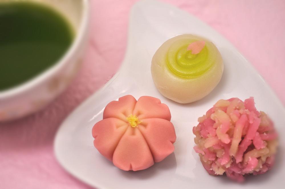 Kyoto_Gourmet_Tour_Wagashi.jpg