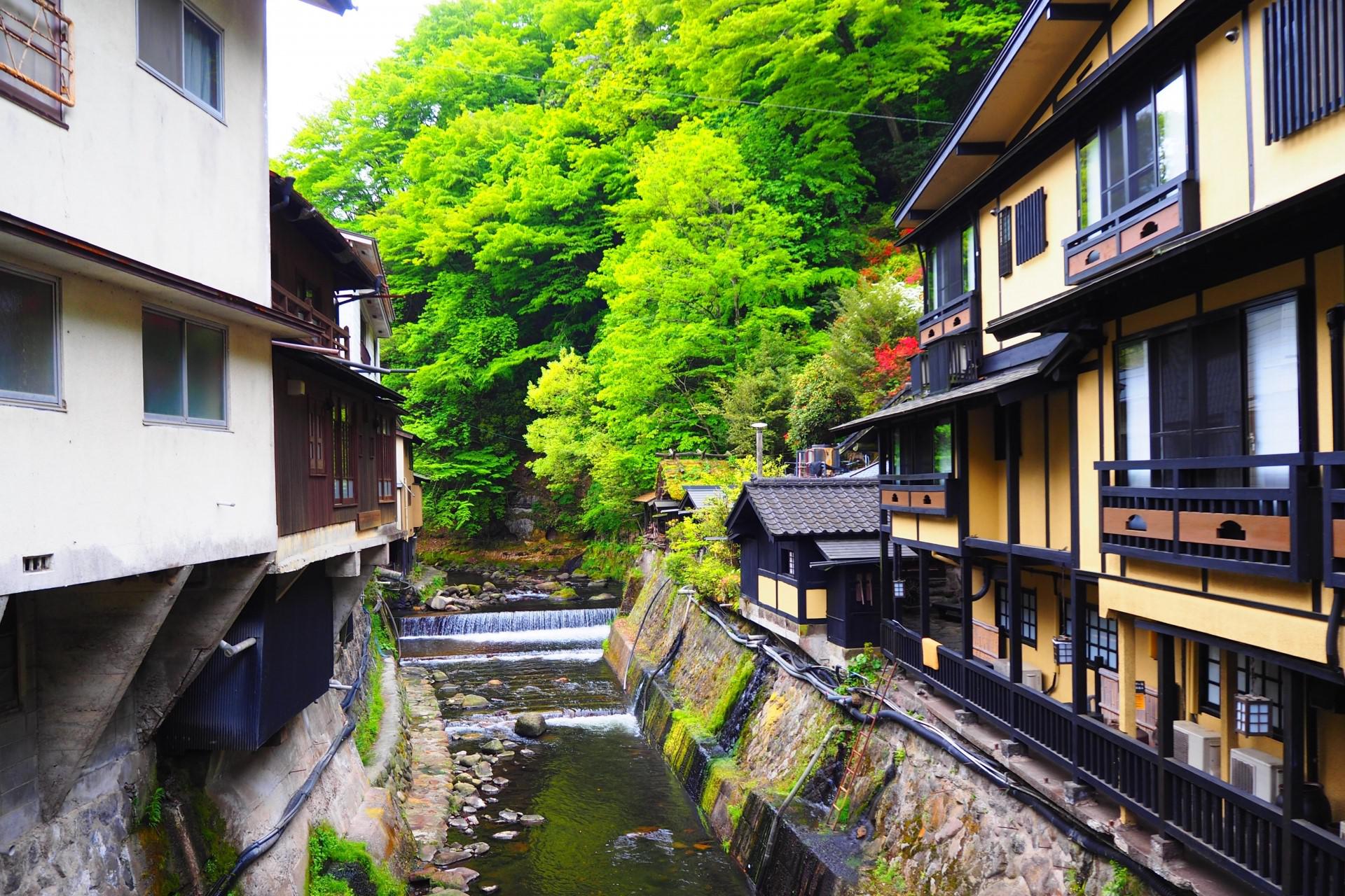 Kumamoto-kurokawaonsen.jpg